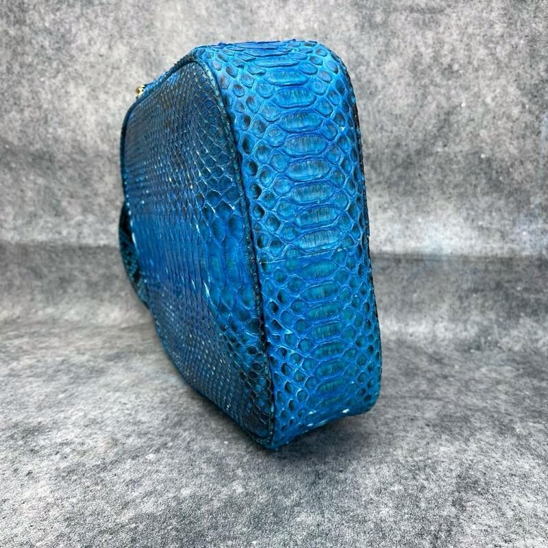 AA LEATHER Tas Tangan Kulit Ular Asli - Biru Elektrik (Half Moon Design)