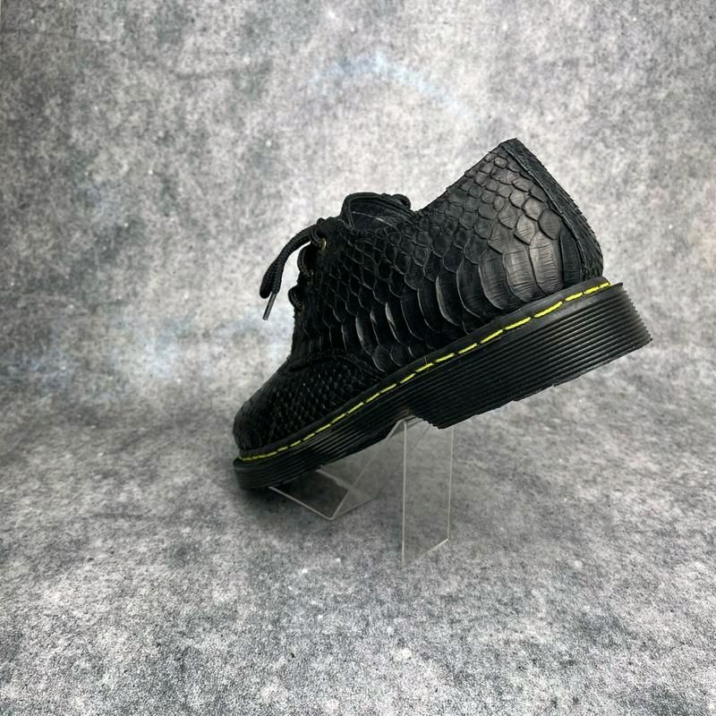 AA LEATHER Sepatu Kulit Ular Asli "Python Scale" Custom Handmade | Desain Inspired by Classic Boot Style | Jahitan Kuning Unik