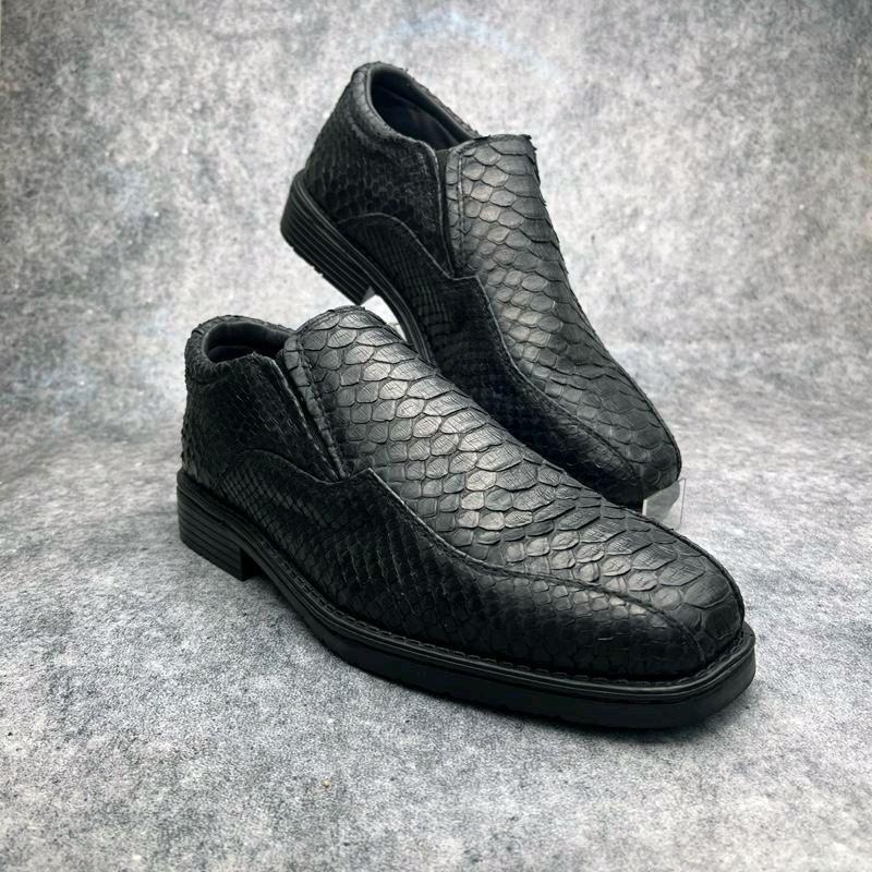 AA LEATHER Sepatu Loafer/Slip-On Kulit Asli "Python Scale" Black | Sepatu Formal & Kasual Custom Handmade Unik