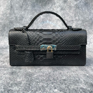 Luxury Genuine Leather Handbag – Lambskin Lining, Elegant & Exclusive
